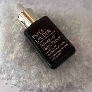 Estee Lauder – Advanced Night Repair serum synchronized Multi-Recovery Complex
