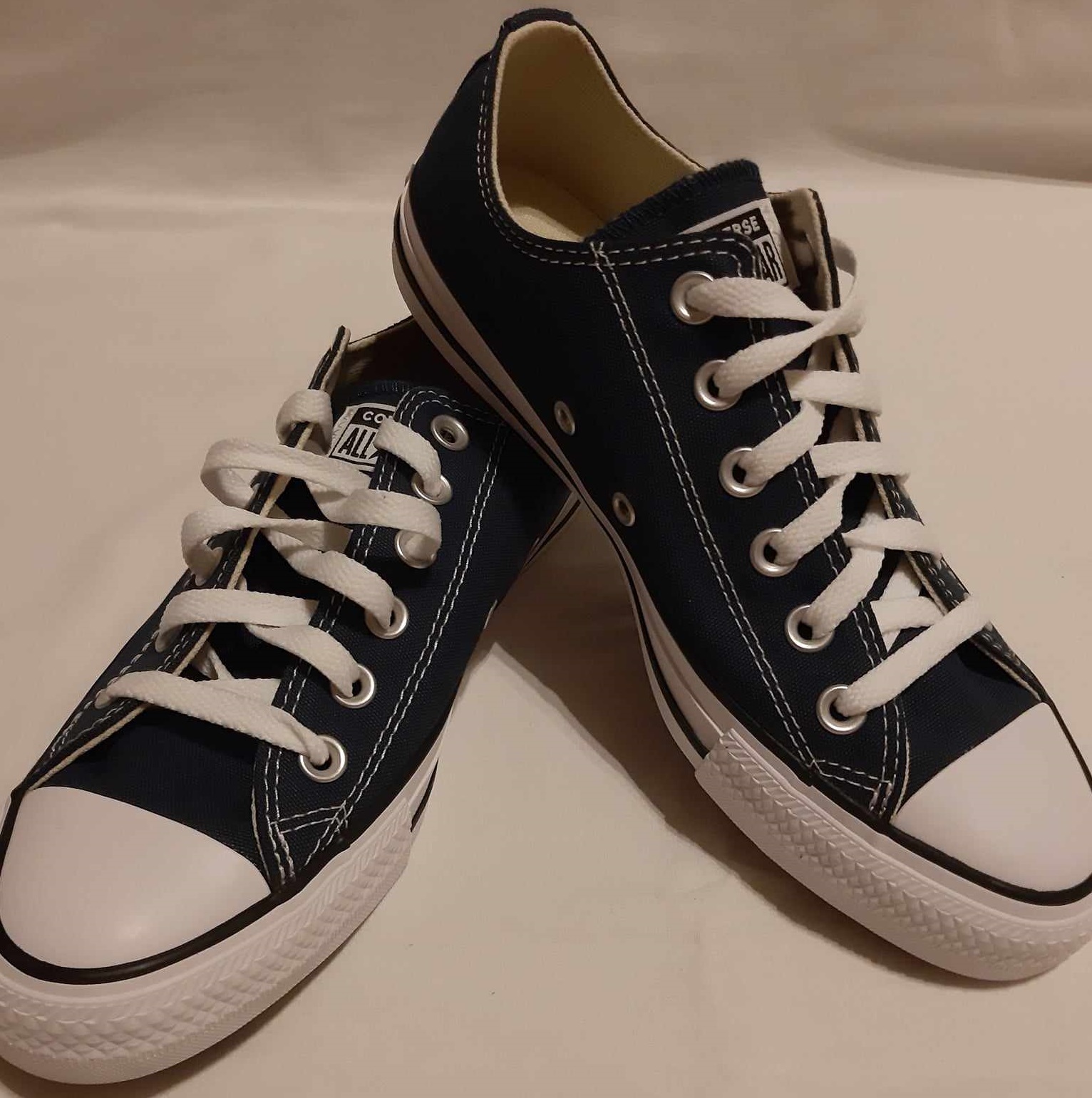 Unisex volnočasová obuv Converse - černá