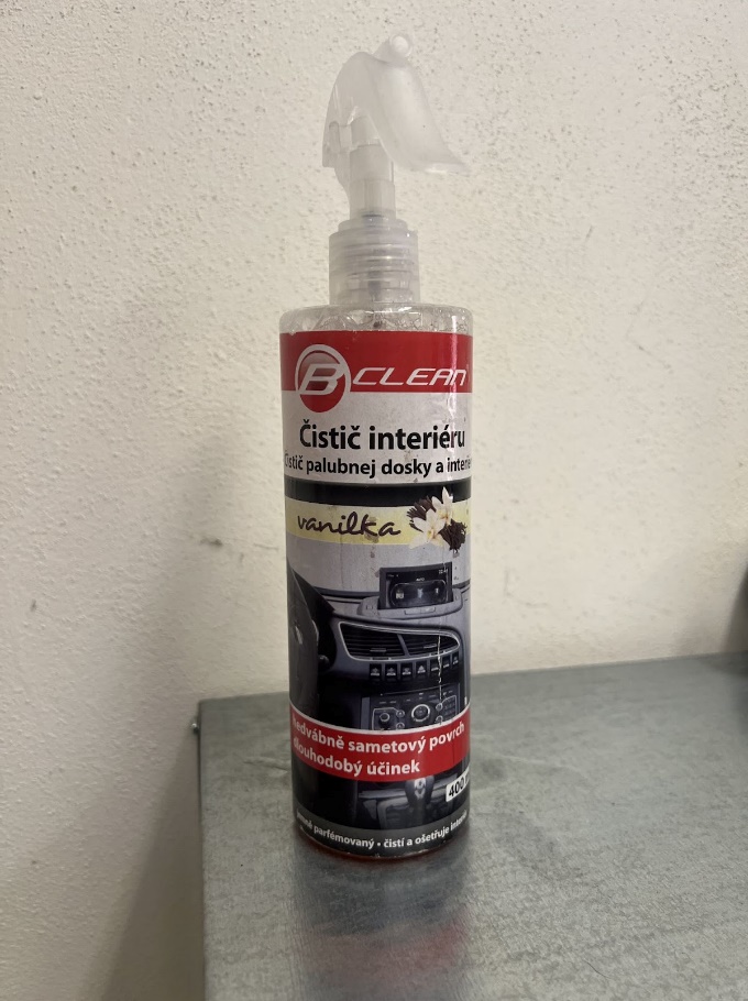 Čistič interiéru Clean